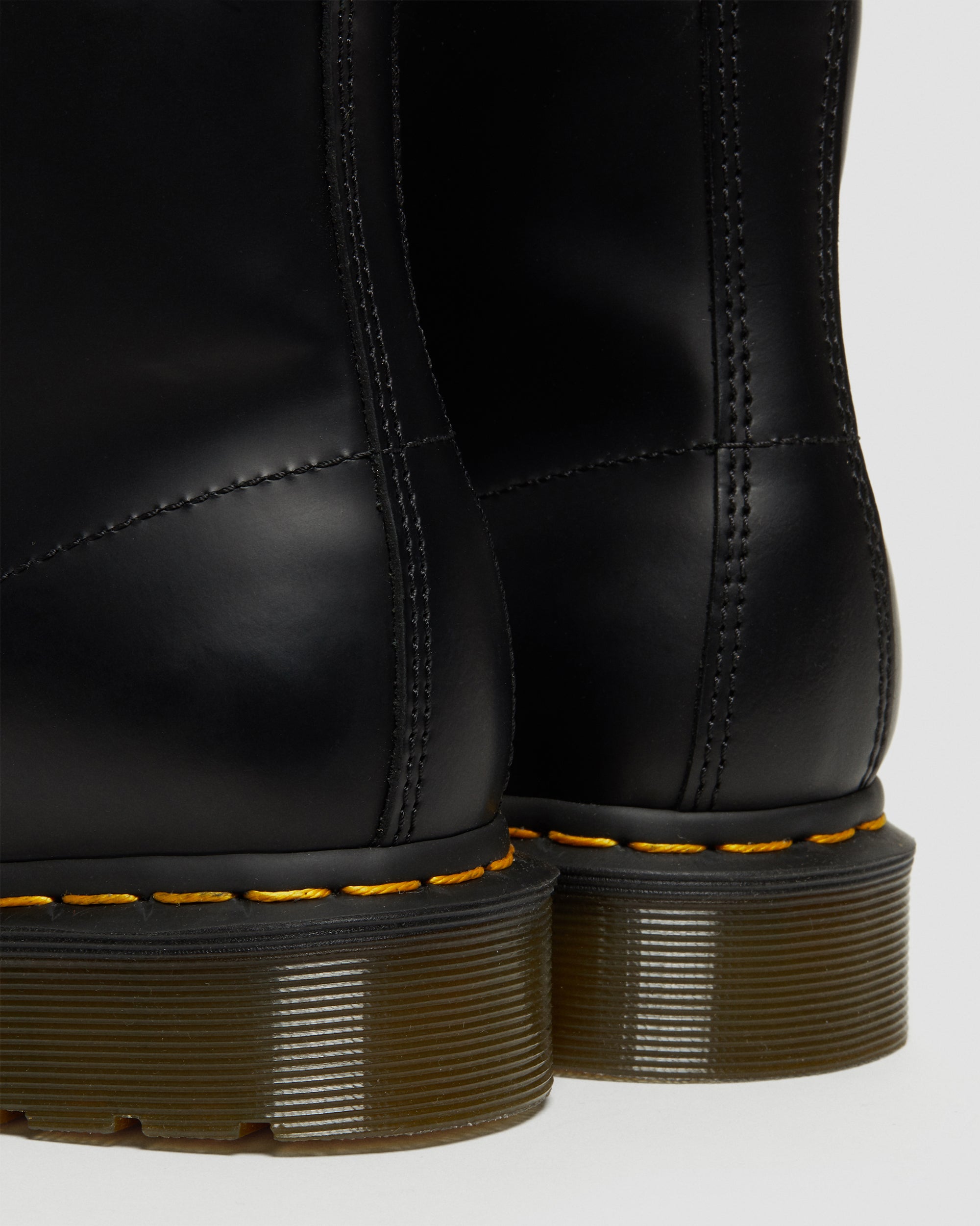 101 Yellow Stitch Smooth Leather Lace-up Ankle Boots