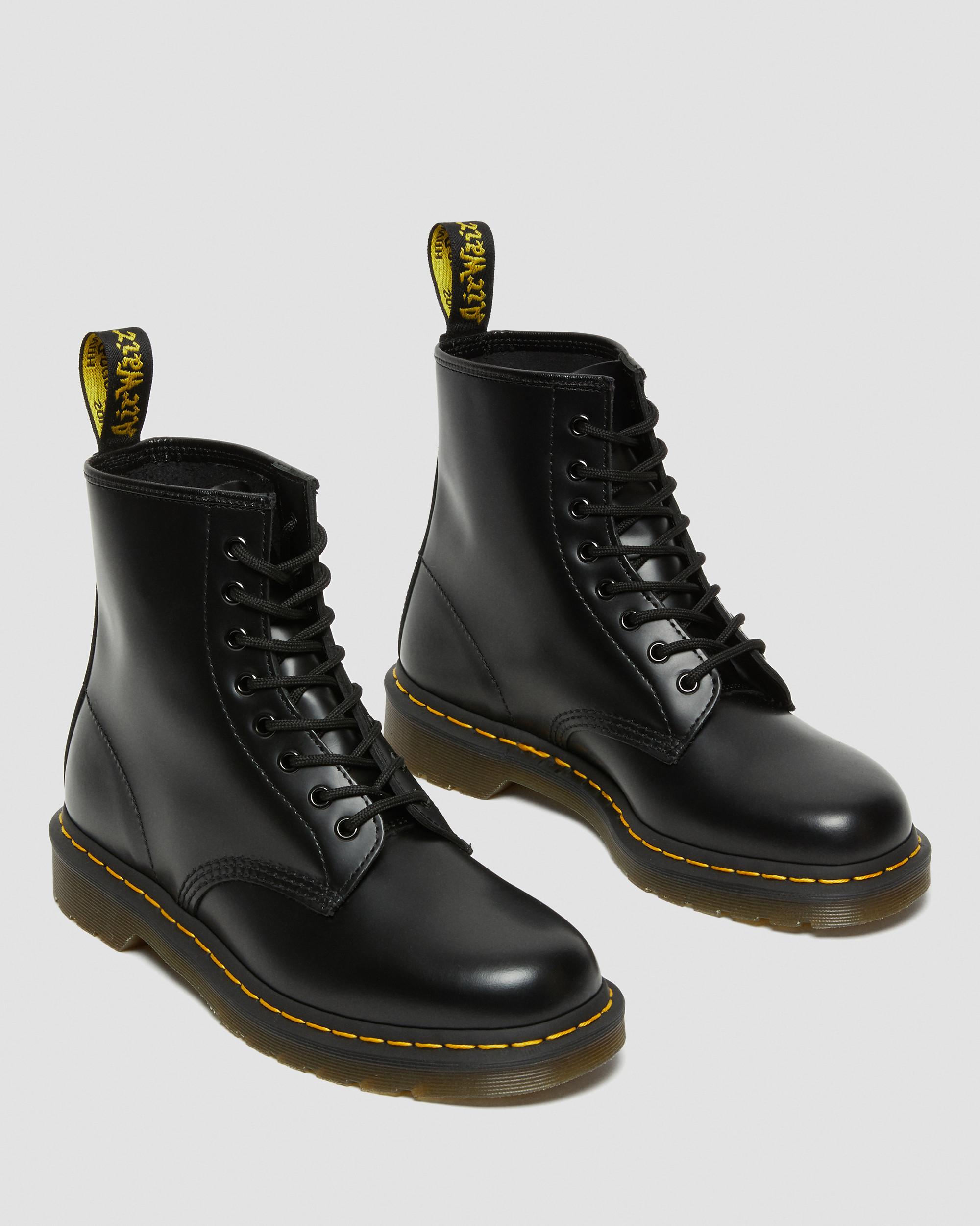 1460 Smooth Leather Boots