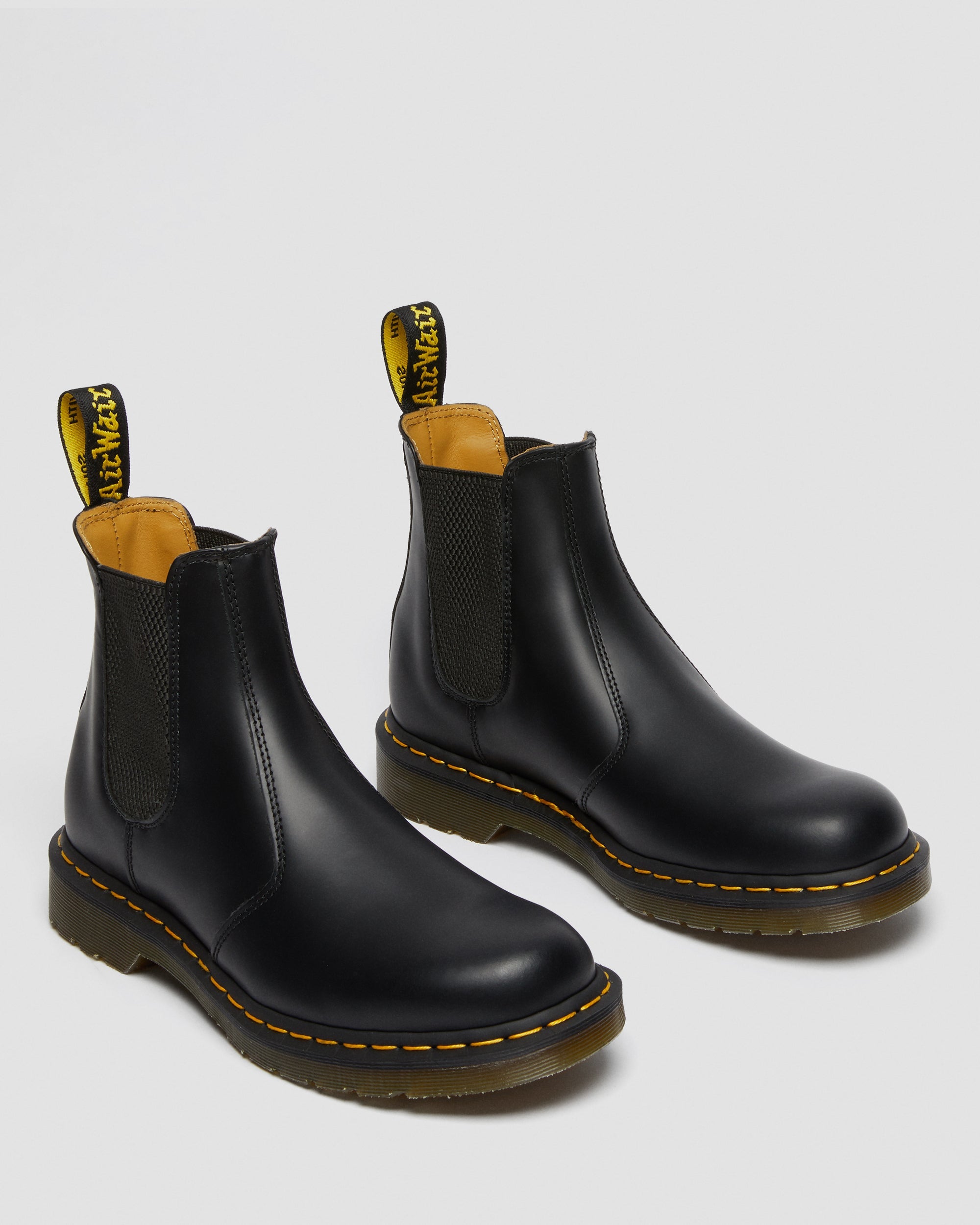 2976 Yellow Stitch Smooth Leather Chelsea Boots