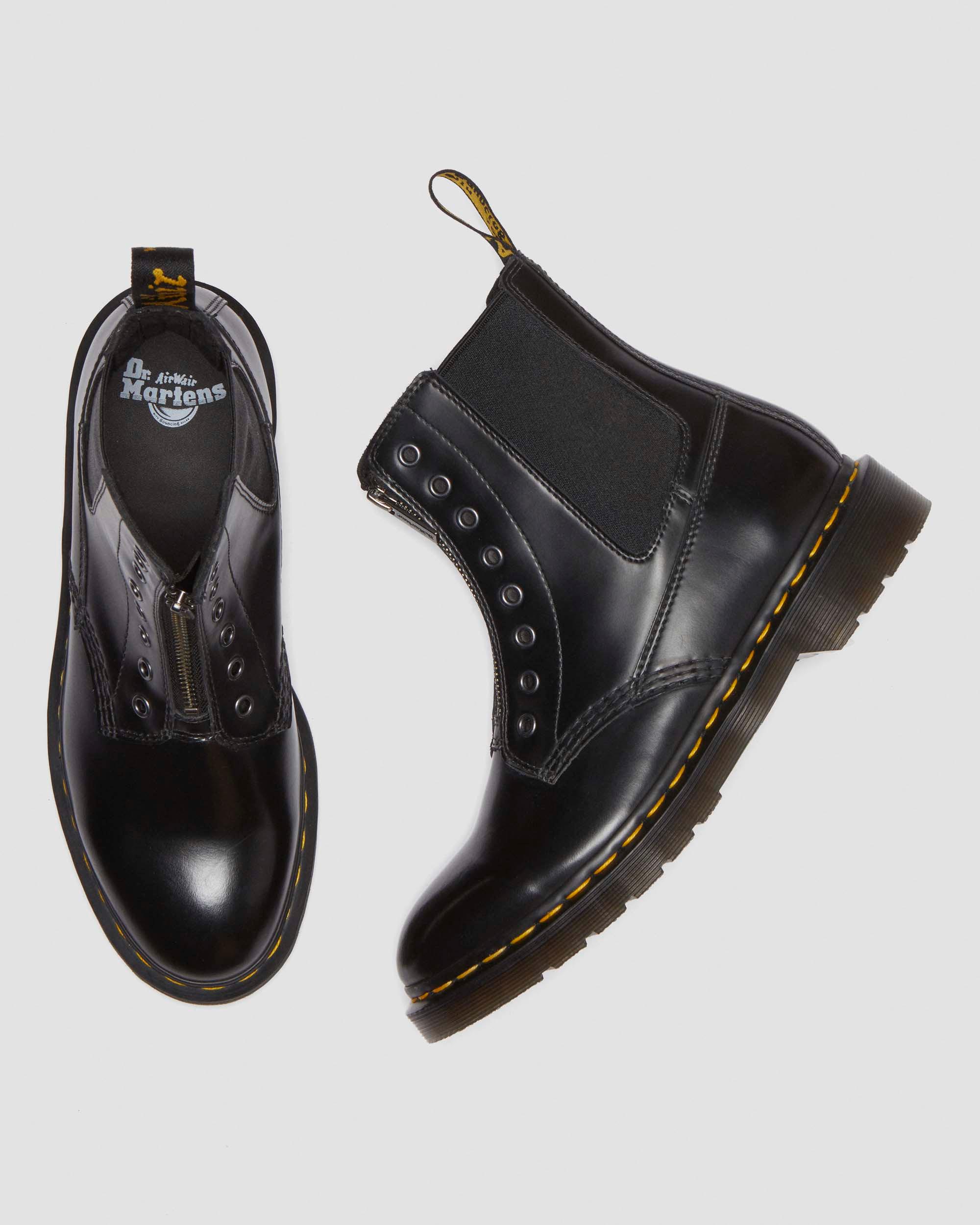 1460 Gusset Polished Smooth Leather Boots